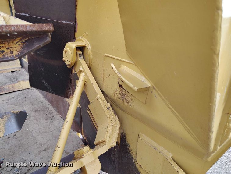 image for item BI9769 1979 Caterpillar 613B elevating scraper