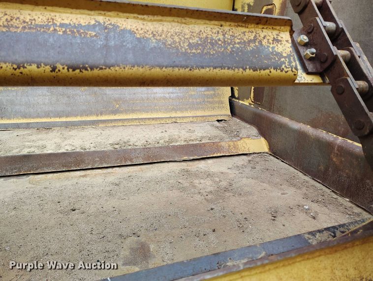 image for item BI9769 1979 Caterpillar 613B elevating scraper