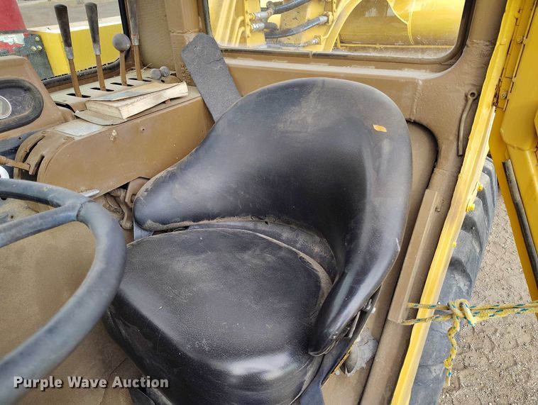 image for item BI9769 1979 Caterpillar 613B elevating scraper