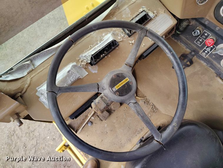 image for item BI9769 1979 Caterpillar 613B elevating scraper