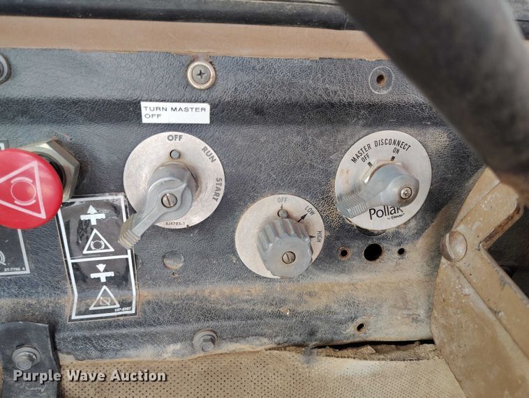 image for item BI9769 1979 Caterpillar 613B elevating scraper