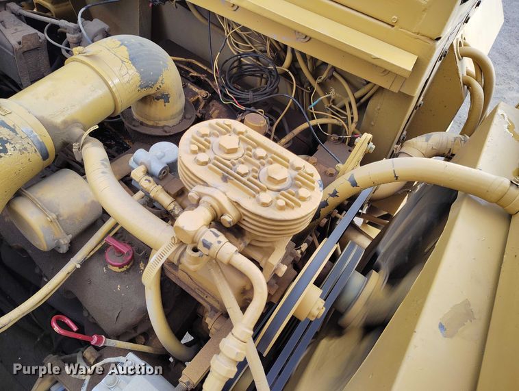 image for item BI9769 1979 Caterpillar 613B elevating scraper