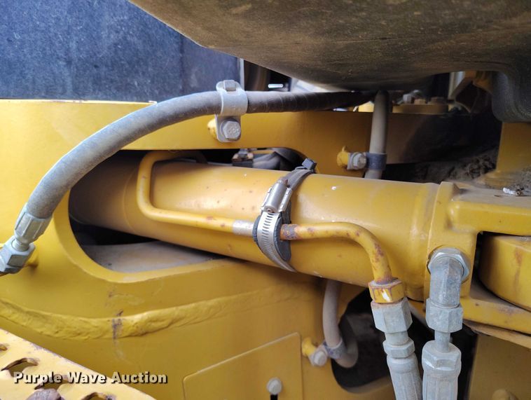 image for item BI9770 2010 Caterpillar 140M motor grader