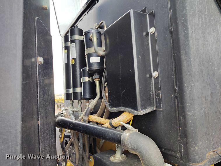 image for item BI9770 2010 Caterpillar 140M motor grader