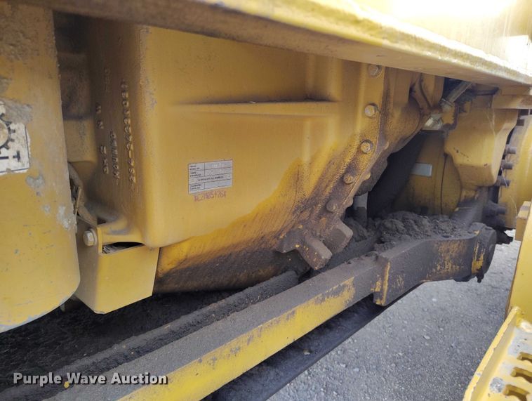 image for item BI9770 2010 Caterpillar 140M motor grader