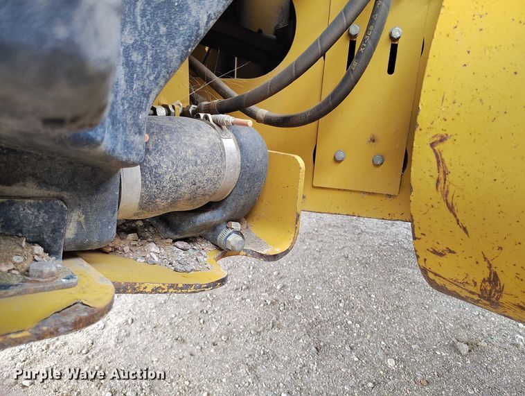 image for item BI9770 2010 Caterpillar 140M motor grader