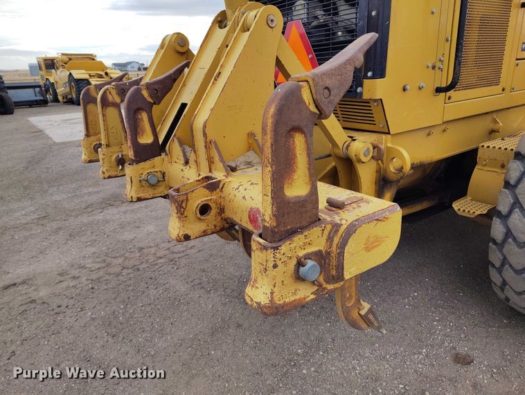 image for item BI9770 2010 Caterpillar 140M motor grader