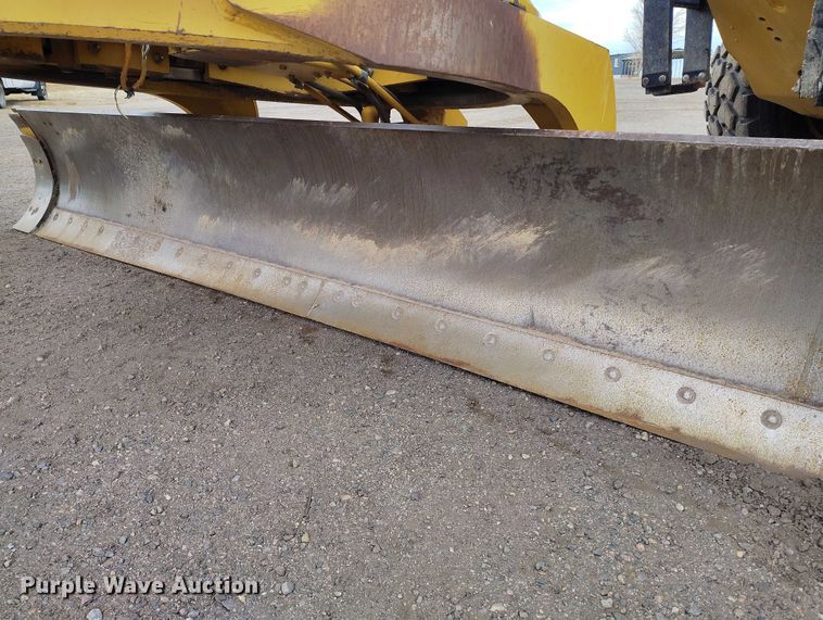 image for item BI9770 2010 Caterpillar 140M motor grader