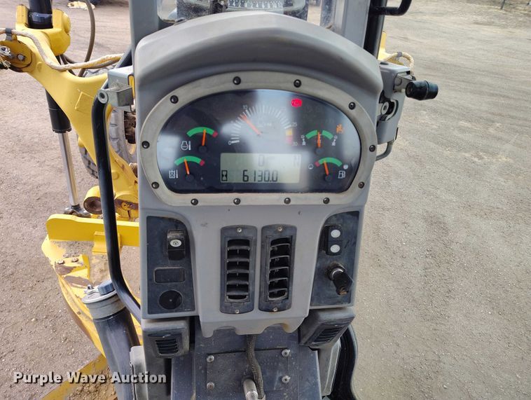 image for item BI9770 2010 Caterpillar 140M motor grader