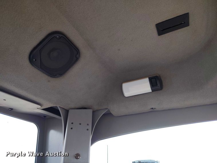 image for item BI9770 2010 Caterpillar 140M motor grader