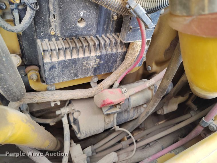 image for item BI9770 2010 Caterpillar 140M motor grader