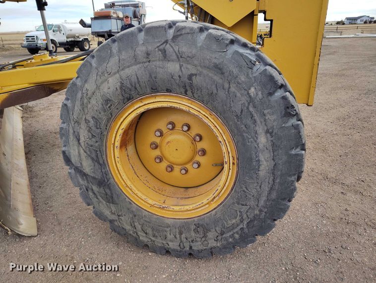 image for item BI9770 2010 Caterpillar 140M motor grader