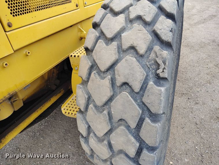 image for item BI9770 2010 Caterpillar 140M motor grader