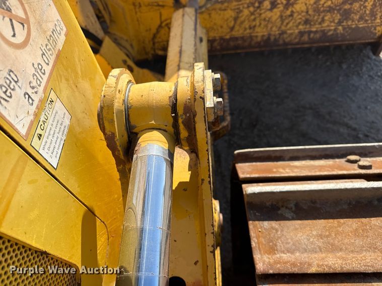 image for item DQ4245 2013 Komatsu D51PX-22 dozer