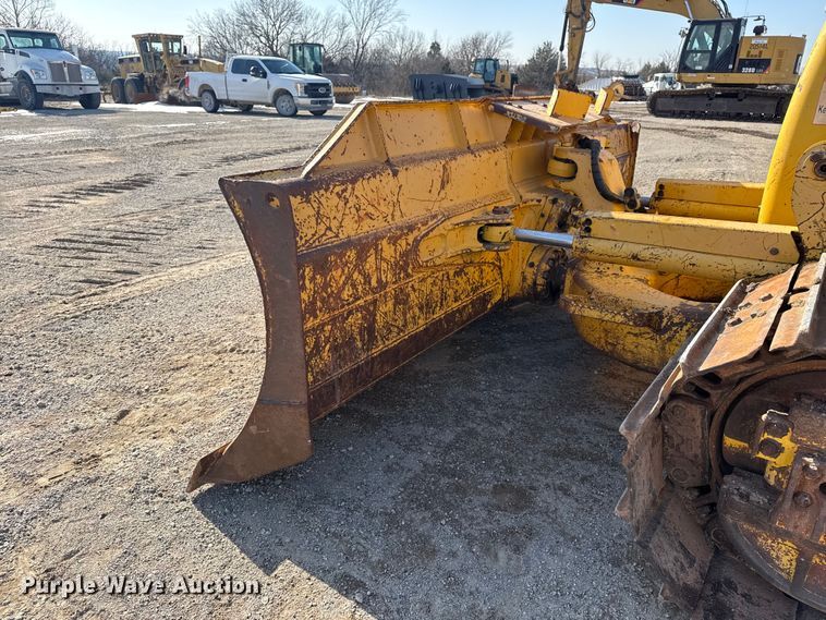 image for item DQ4245 2013 Komatsu D51PX-22 dozer
