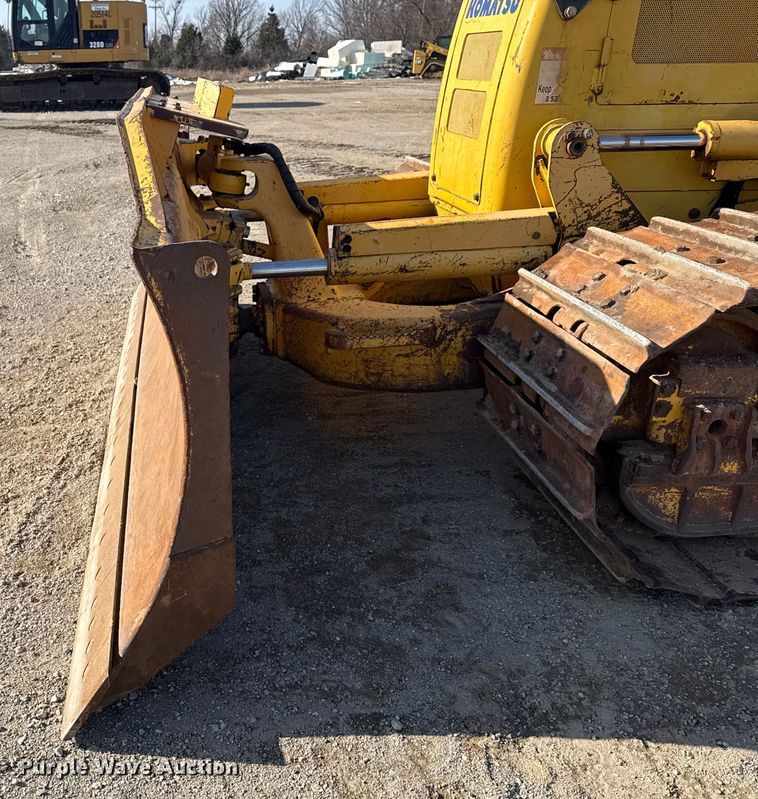 image for item DQ4245 2013 Komatsu D51PX-22 dozer