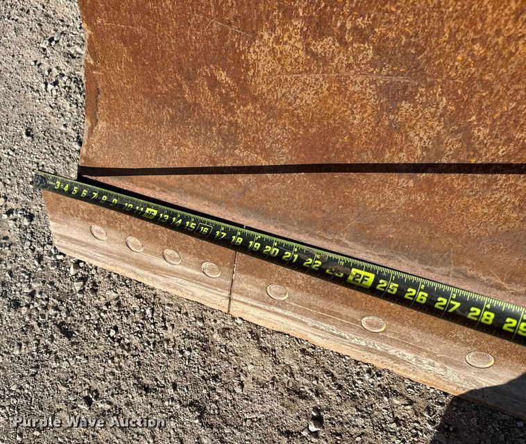 image for item DQ4245 2013 Komatsu D51PX-22 dozer