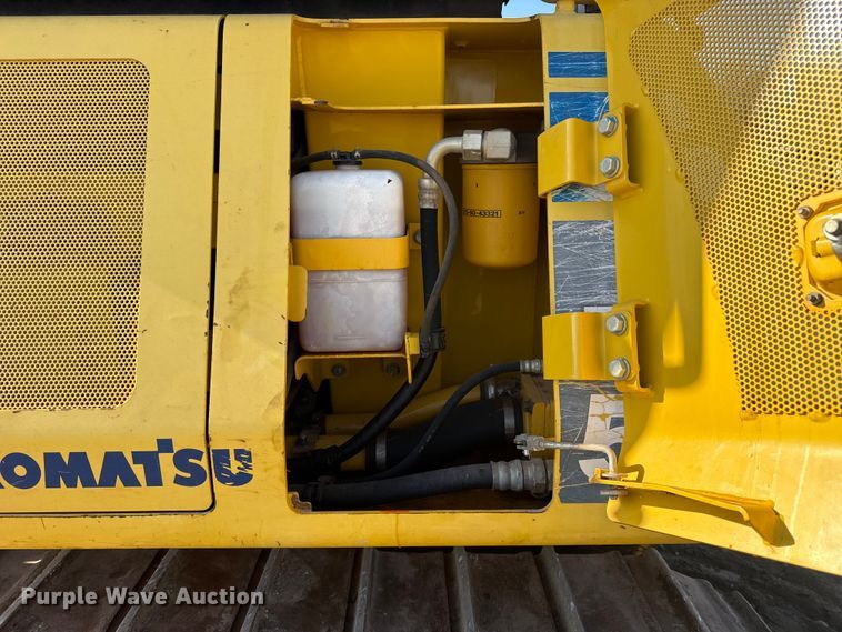 image for item DQ4245 2013 Komatsu D51PX-22 dozer