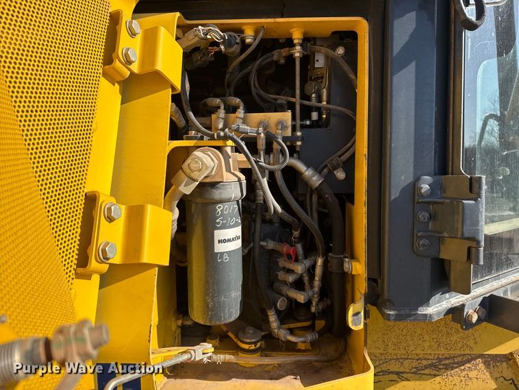 image for item DQ4245 2013 Komatsu D51PX-22 dozer