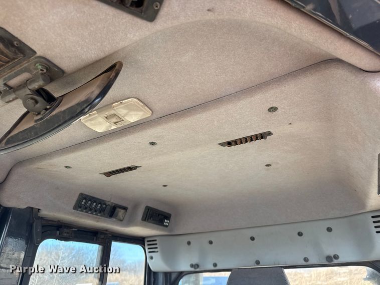 image for item DQ4245 2013 Komatsu D51PX-22 dozer