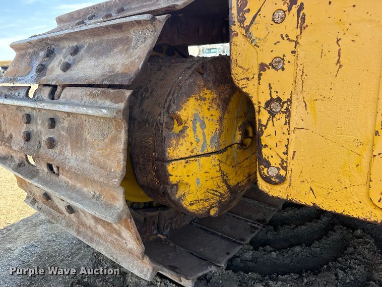 image for item DQ4245 2013 Komatsu D51PX-22 dozer