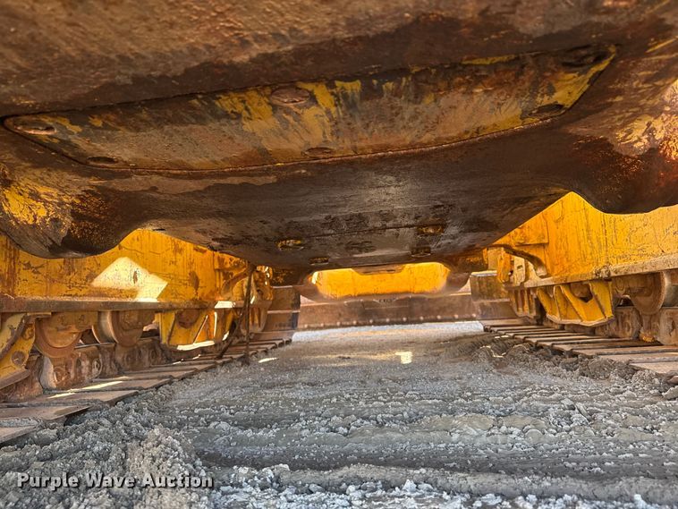 image for item DQ4245 2013 Komatsu D51PX-22 dozer