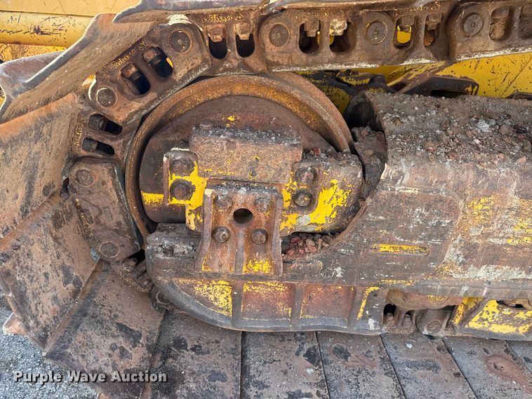 image for item DQ4245 2013 Komatsu D51PX-22 dozer