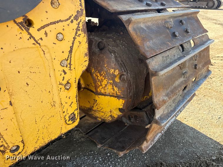 image for item DQ4245 2013 Komatsu D51PX-22 dozer