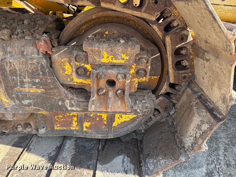 image for item DQ4245 2013 Komatsu D51PX-22 dozer