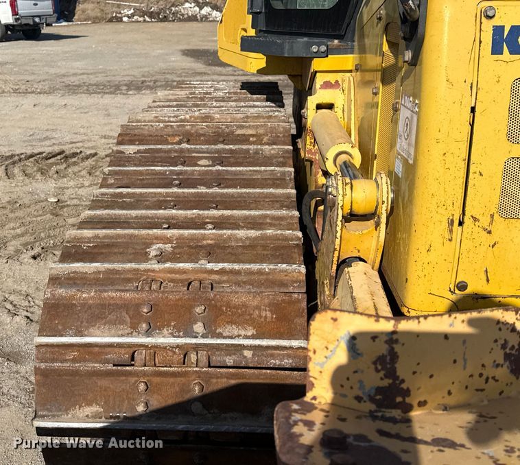 image for item DQ4245 2013 Komatsu D51PX-22 dozer