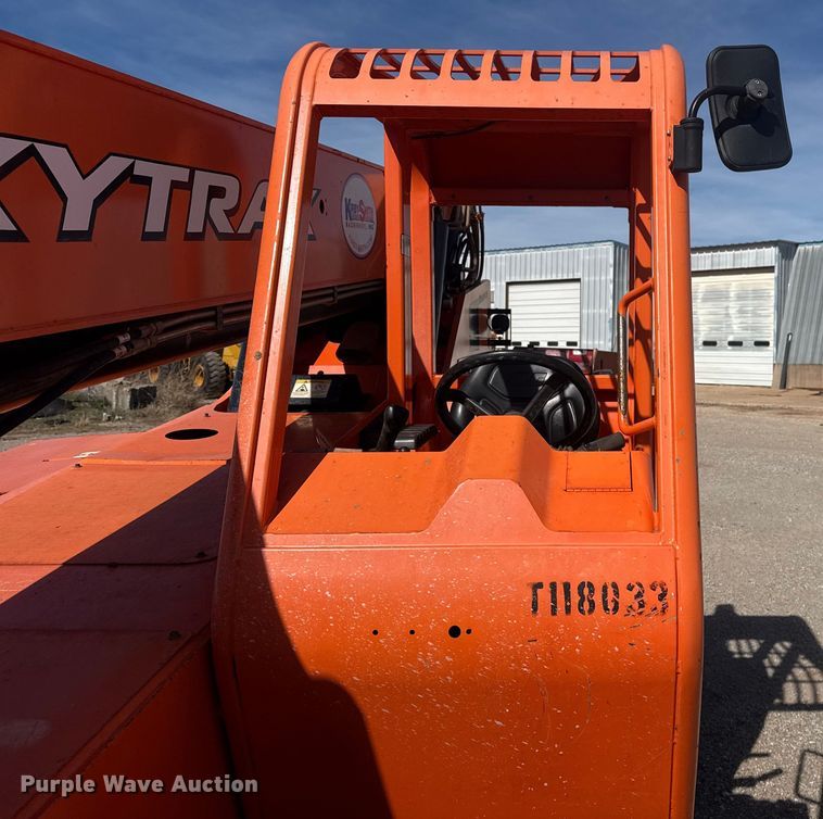 image for item DQ4257 JLG Skytrak 10052 telehandler