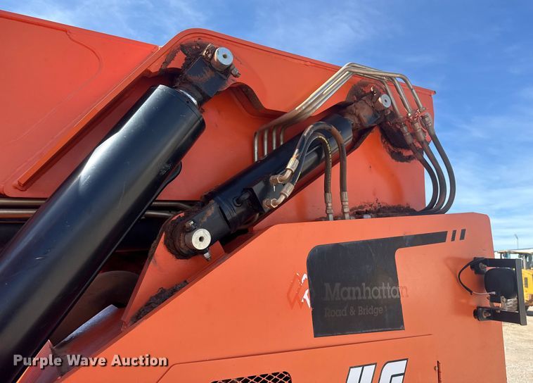 image for item DQ4257 JLG Skytrak 10052 telehandler