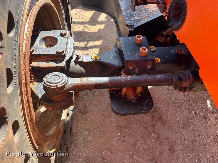 image for item DQ4257 JLG Skytrak 10052 telehandler