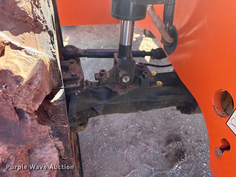image for item DQ4257 JLG Skytrak 10052 telehandler