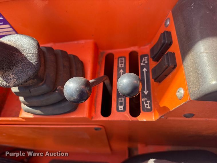 image for item DQ4257 JLG Skytrak 10052 telehandler