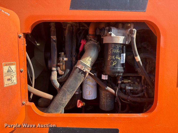 image for item DQ4257 JLG Skytrak 10052 telehandler