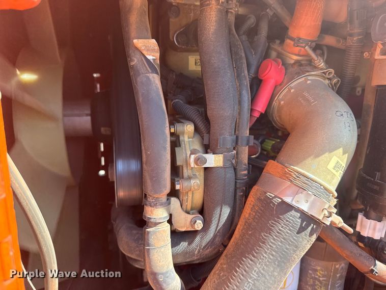 image for item DQ4257 JLG Skytrak 10052 telehandler