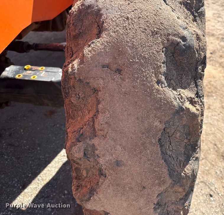 image for item DQ4257 JLG Skytrak 10052 telehandler