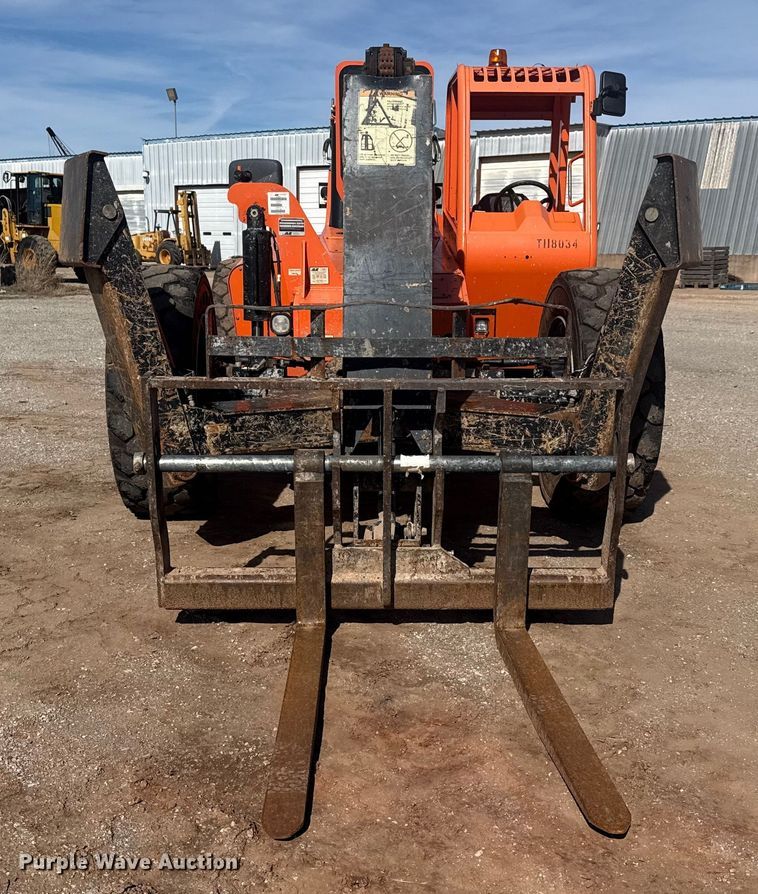 image for item DQ4258 2018 JLG Skytrak 10054 telehandler