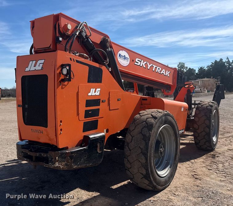 image for item DQ4258 2018 JLG Skytrak 10054 telehandler