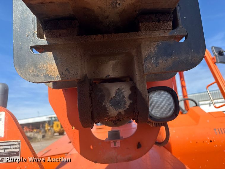 image for item DQ4258 2018 JLG Skytrak 10054 telehandler