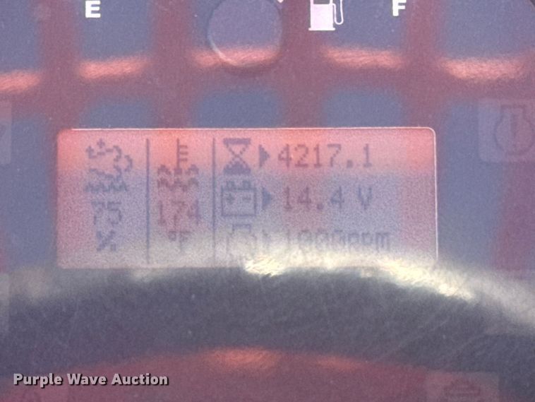 image for item DQ4258 2018 JLG Skytrak 10054 telehandler