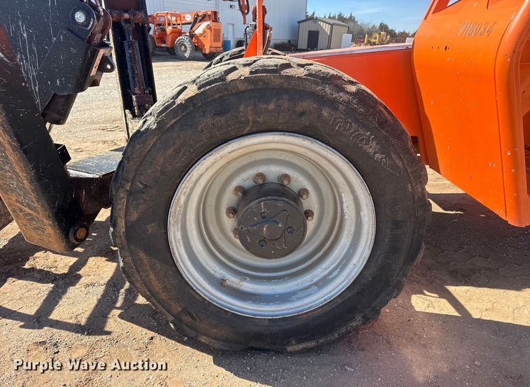 image for item DQ4258 2018 JLG Skytrak 10054 telehandler