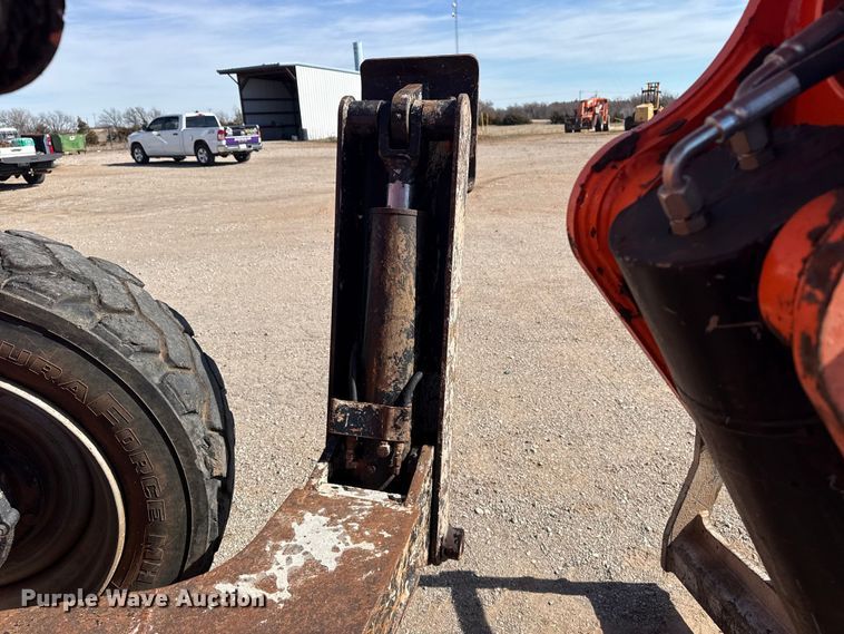 image for item DQ4259 2012 JLG Skytrak 10042 telehandler