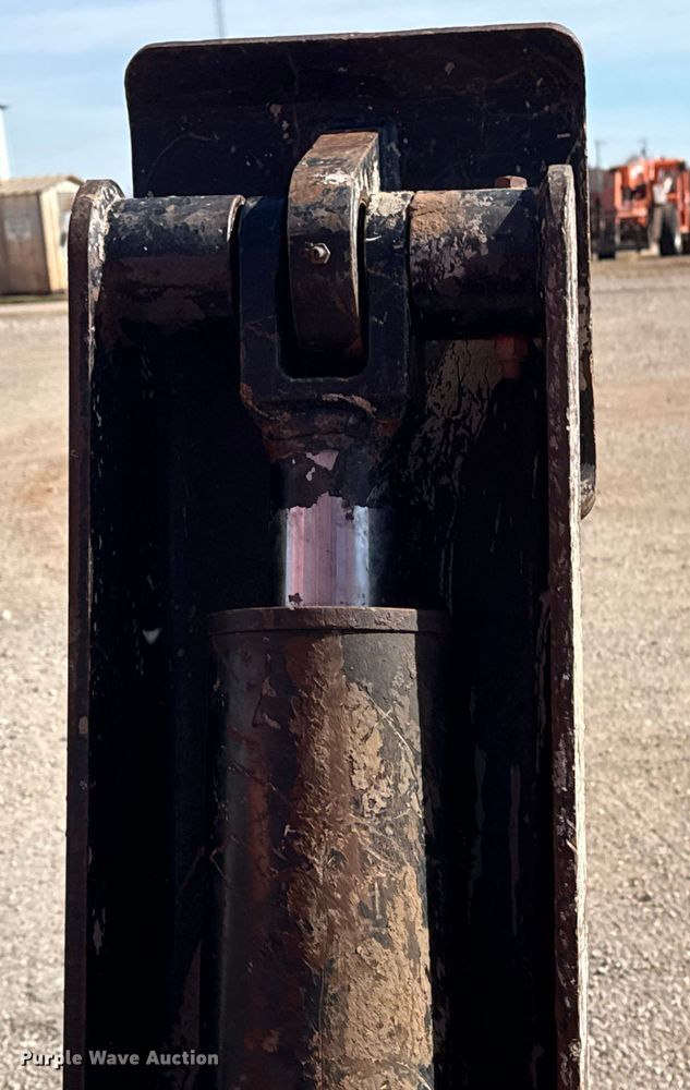 image for item DQ4259 2012 JLG Skytrak 10042 telehandler