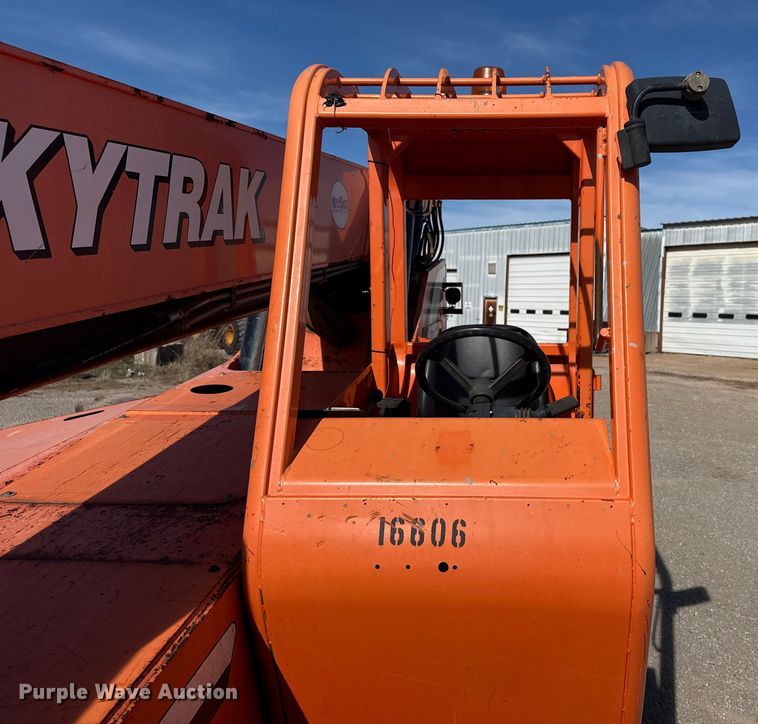 image for item DQ4259 2012 JLG Skytrak 10042 telehandler
