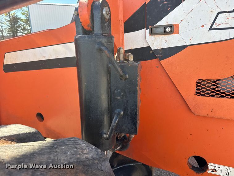 image for item DQ4259 2012 JLG Skytrak 10042 telehandler
