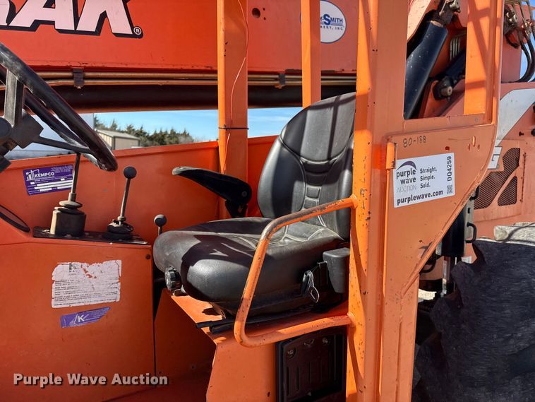 image for item DQ4259 2012 JLG Skytrak 10042 telehandler