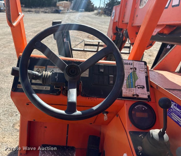 image for item DQ4259 2012 JLG Skytrak 10042 telehandler