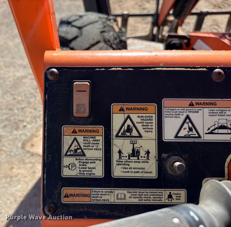 image for item DQ4259 2012 JLG Skytrak 10042 telehandler